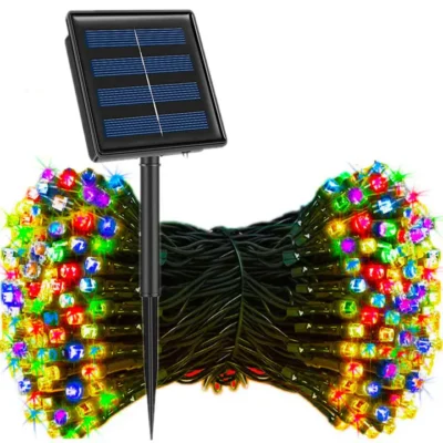 Luces navideñas con panel solar